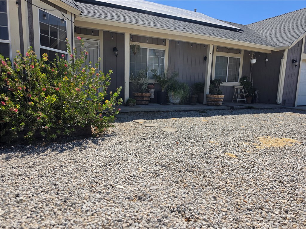 50008 Three Points Property Photo 2
