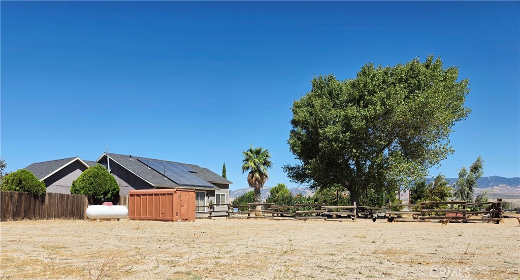 50008 Three Points Property Photo 25