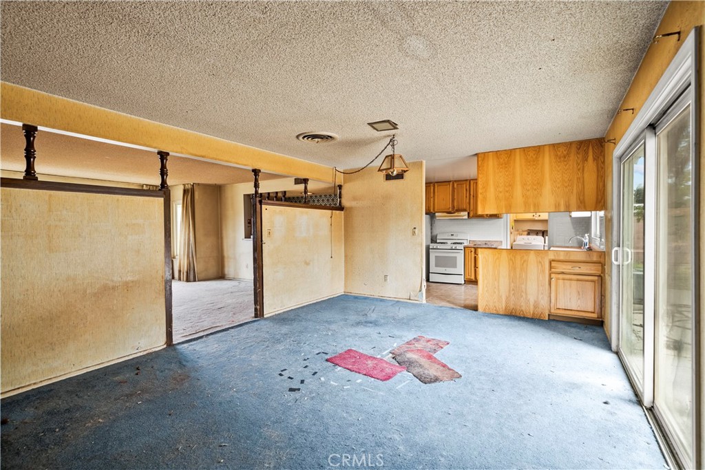 1340 Durham Street Property Photo 5