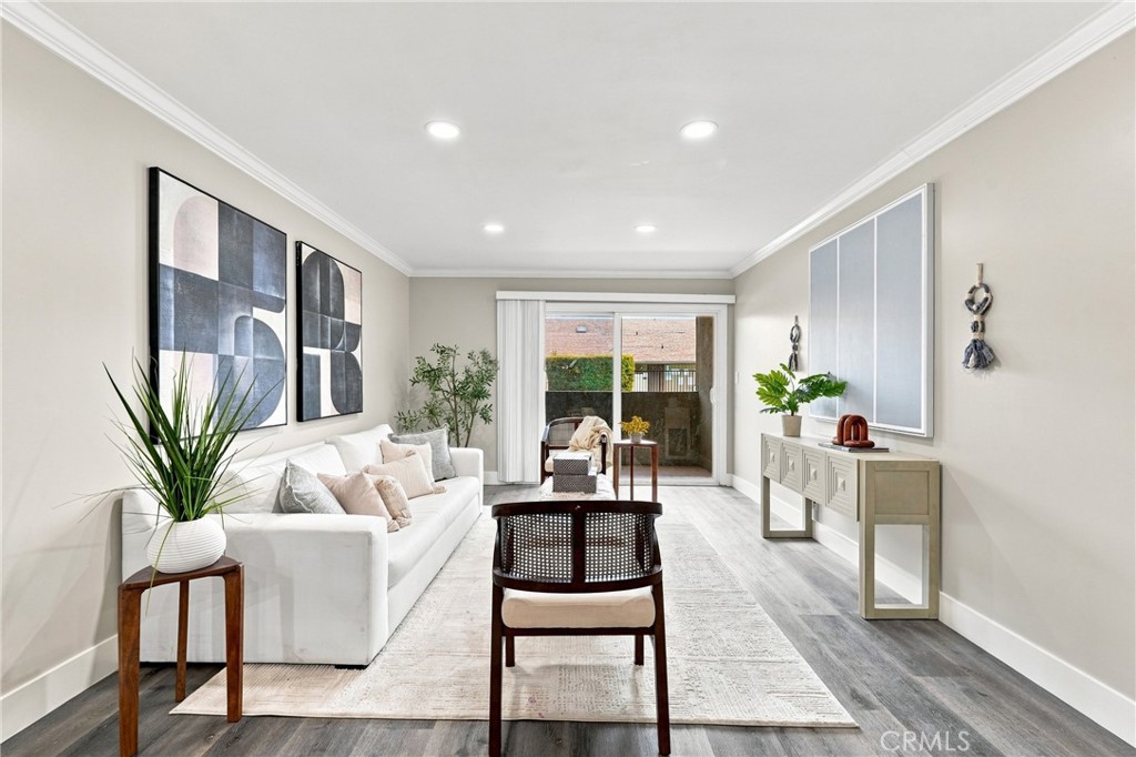 278 N Wilshire 108 Property Photo 1