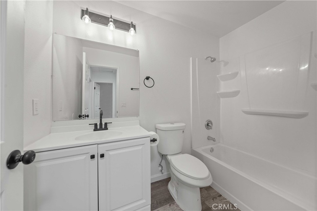 40054 Ridgemist Street Property Photo 12