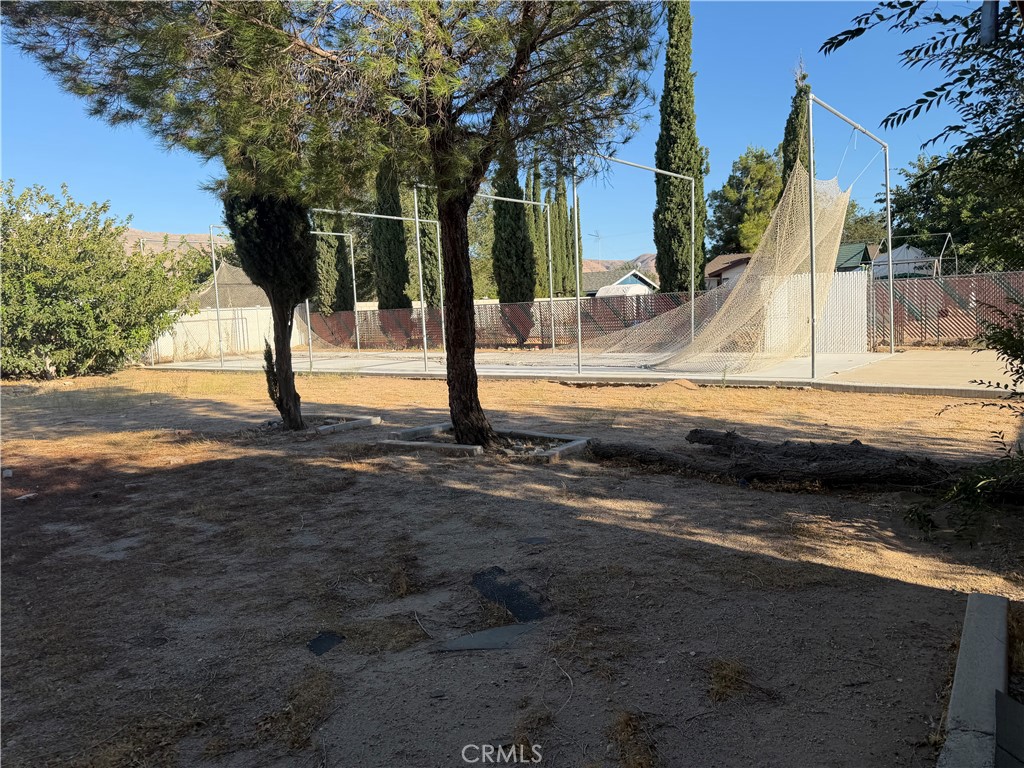 18991 Madrone Property Photo 17