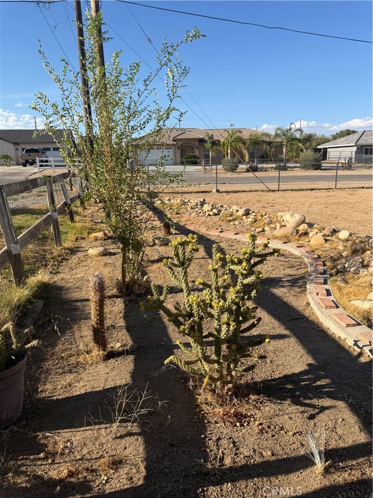 18991 Madrone Property Photo 27