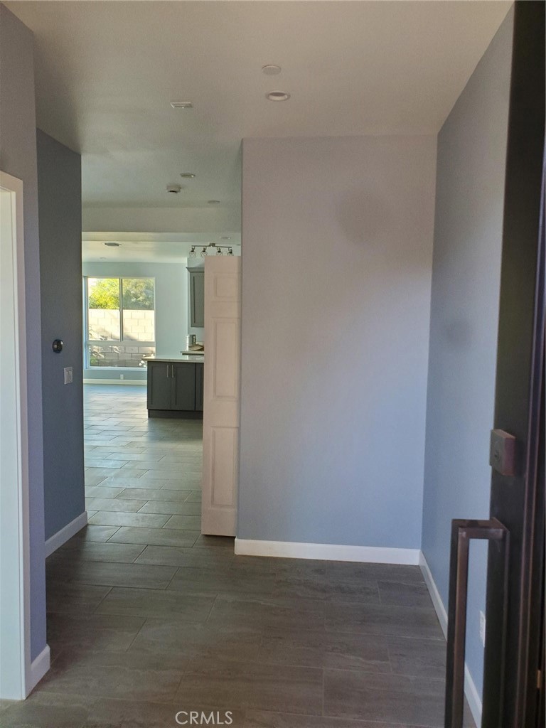 20819 W Seasons Lane Property Photo 4