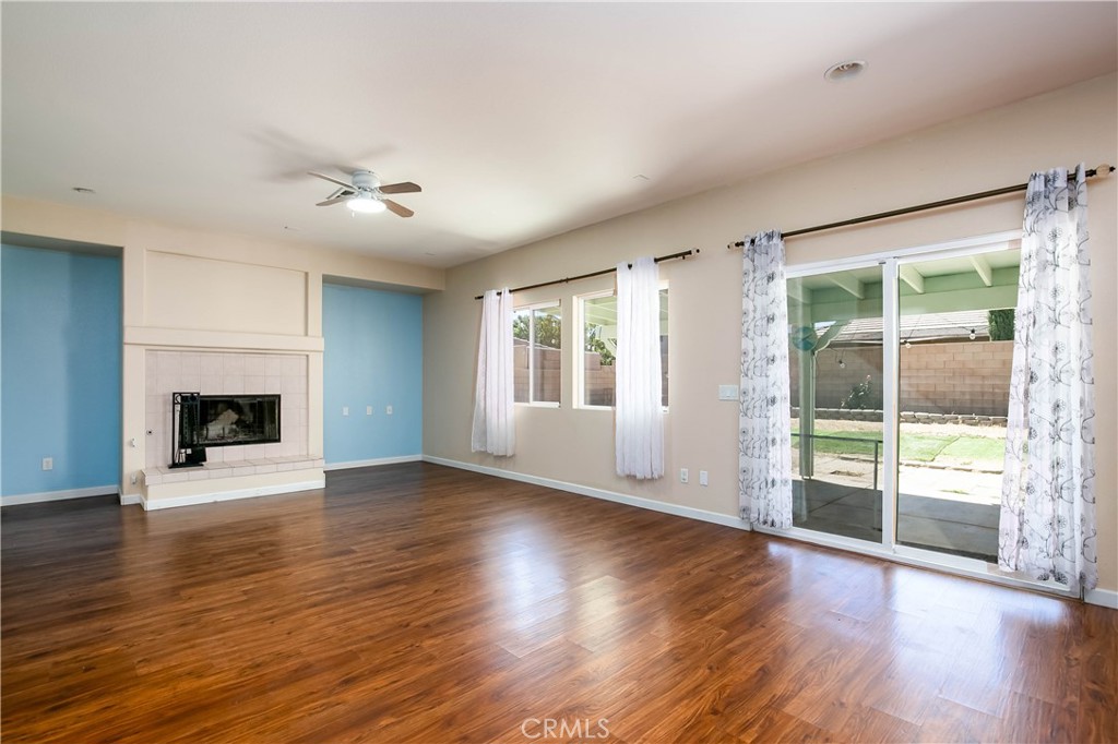 3102 E Topaz Property Photo 9