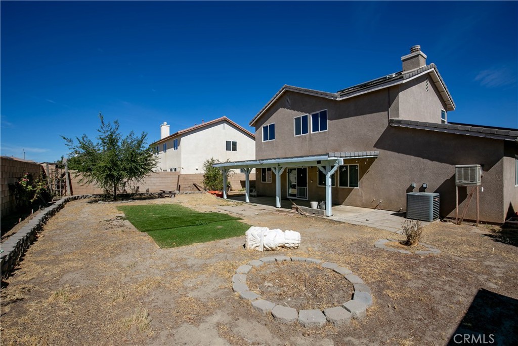 3102 E Topaz Property Photo 22