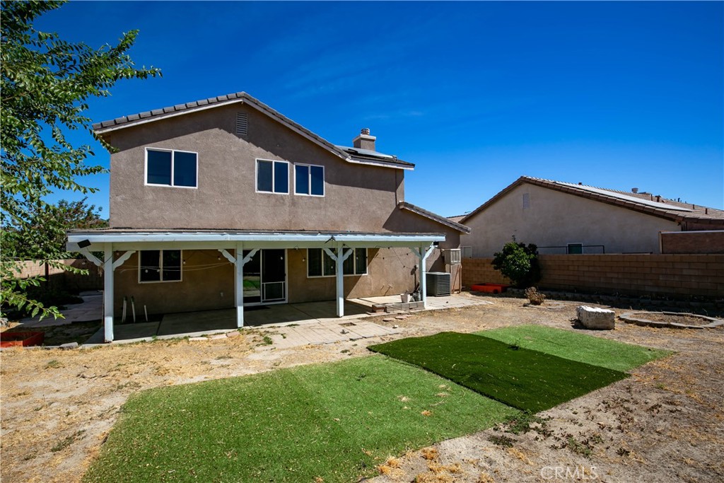 3102 E Topaz Property Photo 23