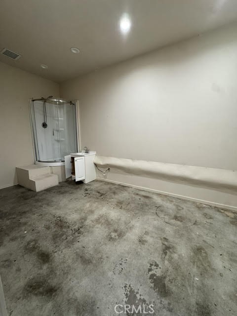 18596 Ventura Boulevard Property Photo 5