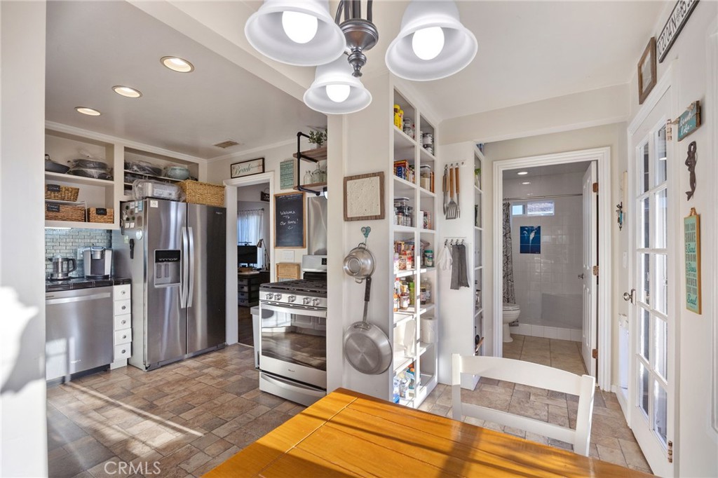 509 S Seaward Property Photo 27