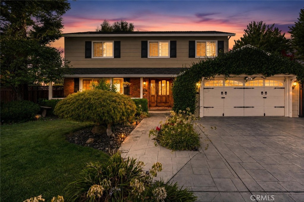 434 Devon Court Property Photo 1