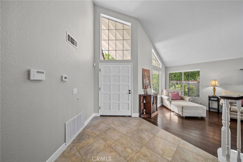 27576 Artine Property Photo 5