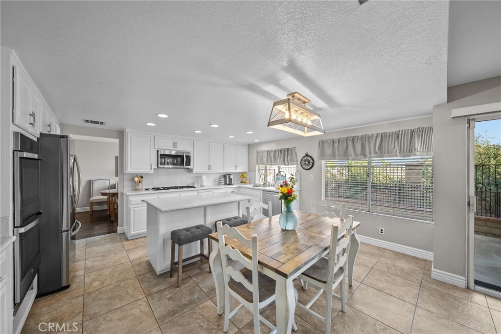 27576 Artine Property Photo 16