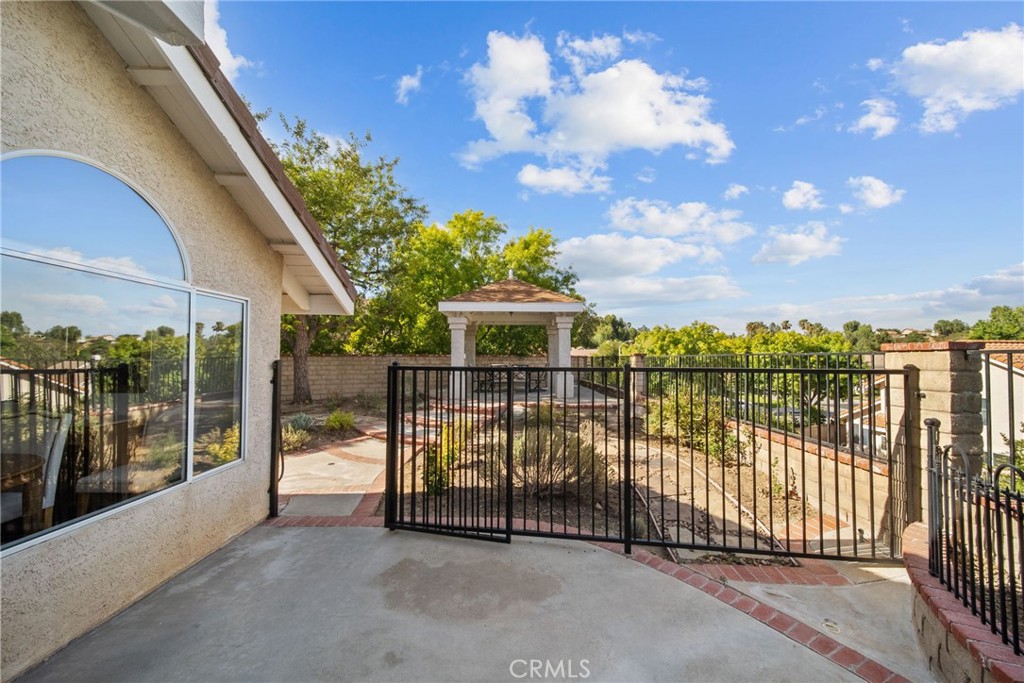 27576 Artine Property Photo 38