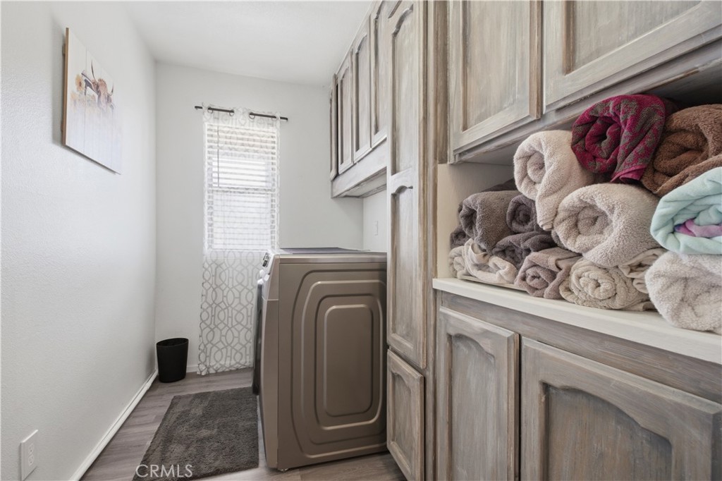 26201 Cumberland Property Photo 16