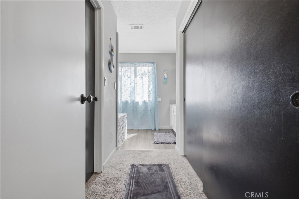 26201 Cumberland Property Photo 19
