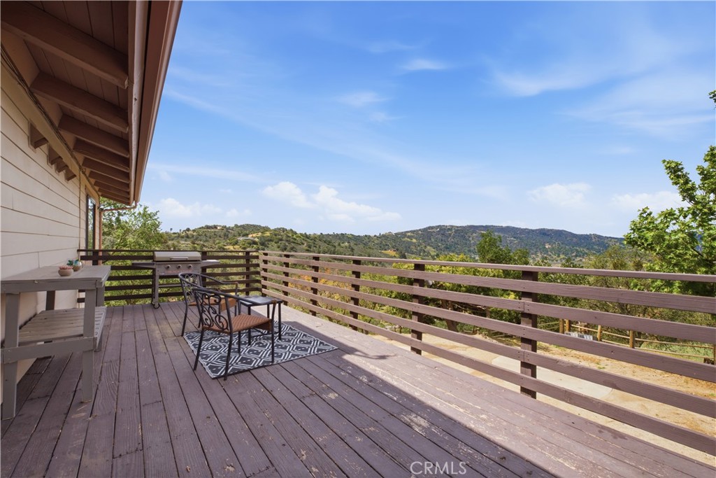 26201 Cumberland Property Photo 28