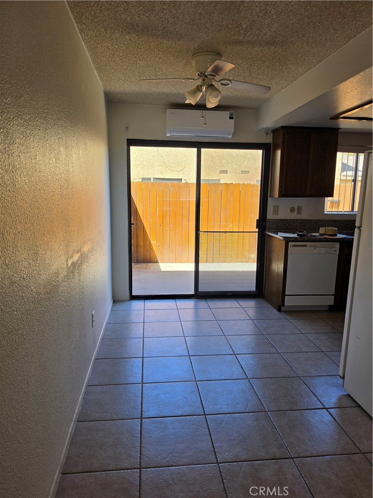 438 E Avenue Q7 B Property Photo 6