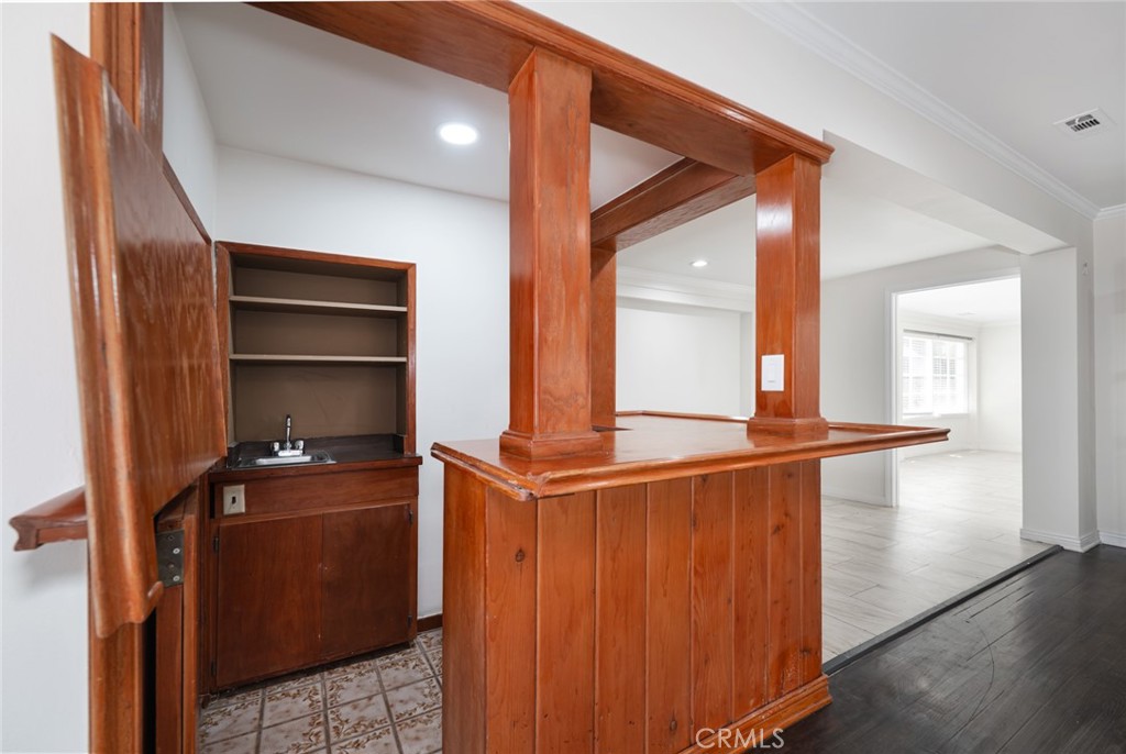 14151 Chandler Property Photo 15