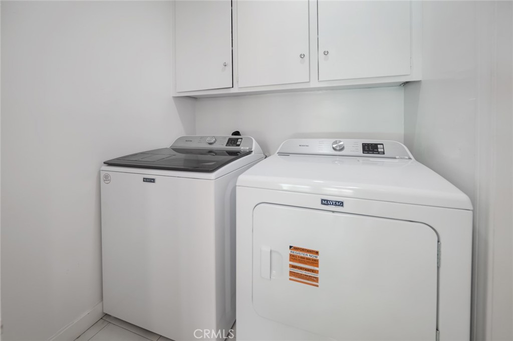 14151 Chandler Property Photo 26