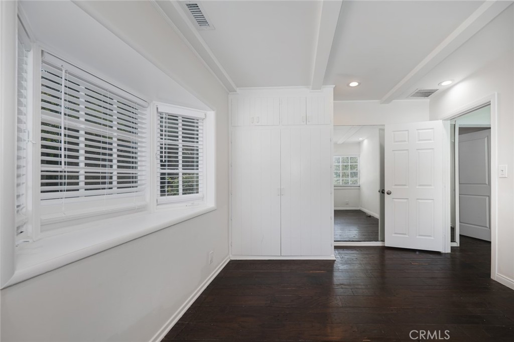 14151 Chandler Property Photo 27