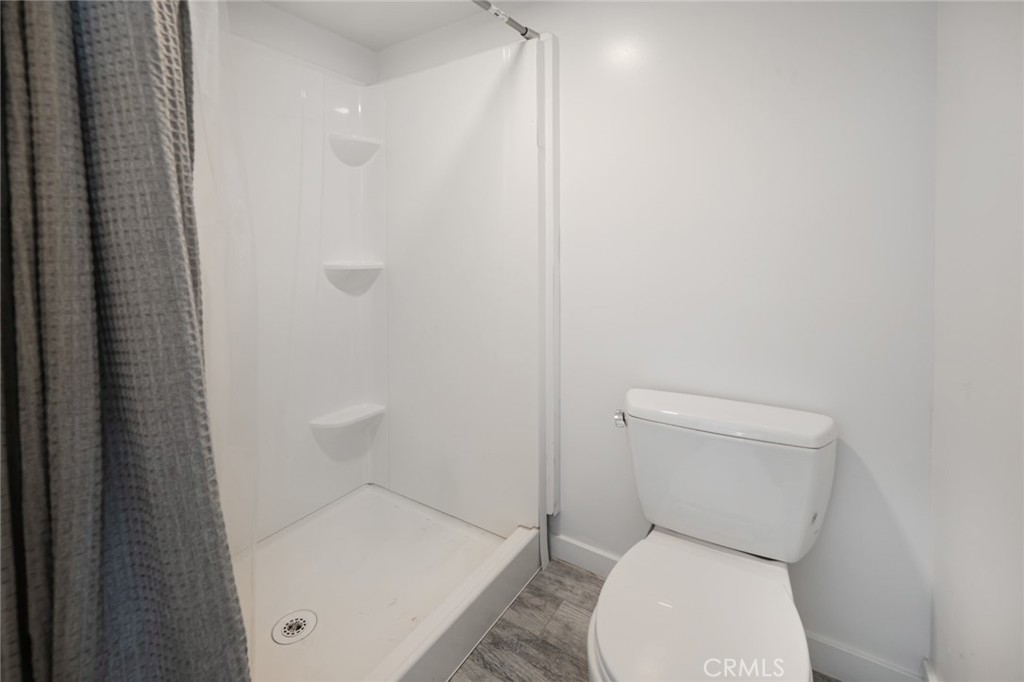 14151 Chandler Property Photo 35