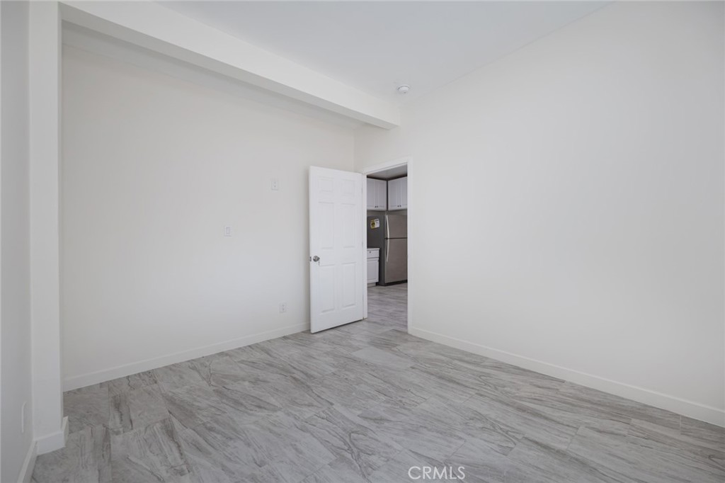 14151 Chandler Property Photo 47