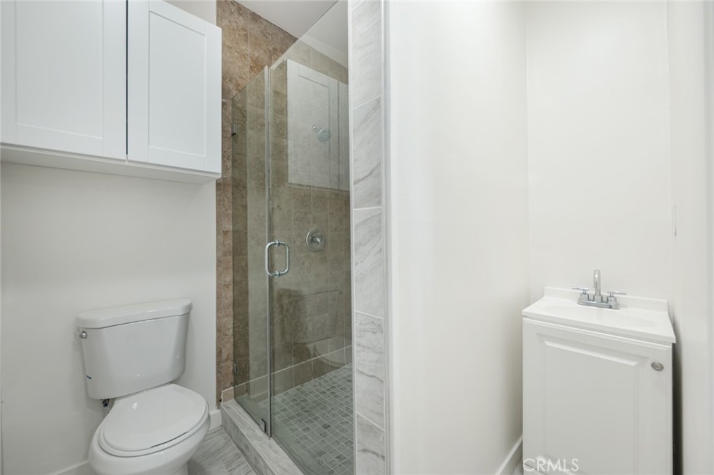 14151 Chandler Property Photo 48