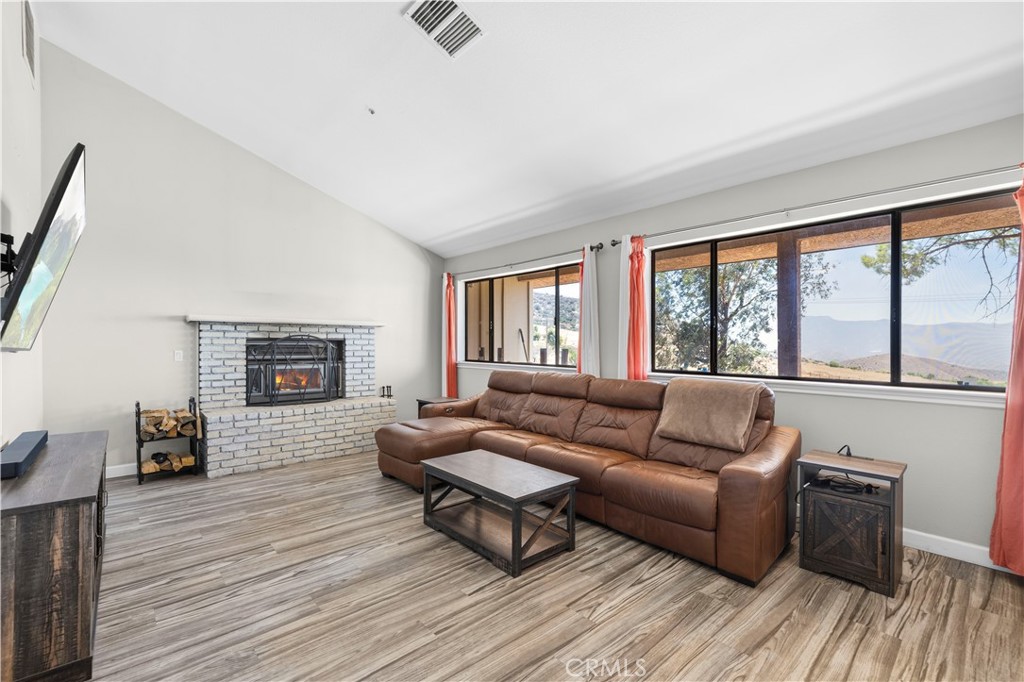 2945 Shannon Valley Property Photo 7