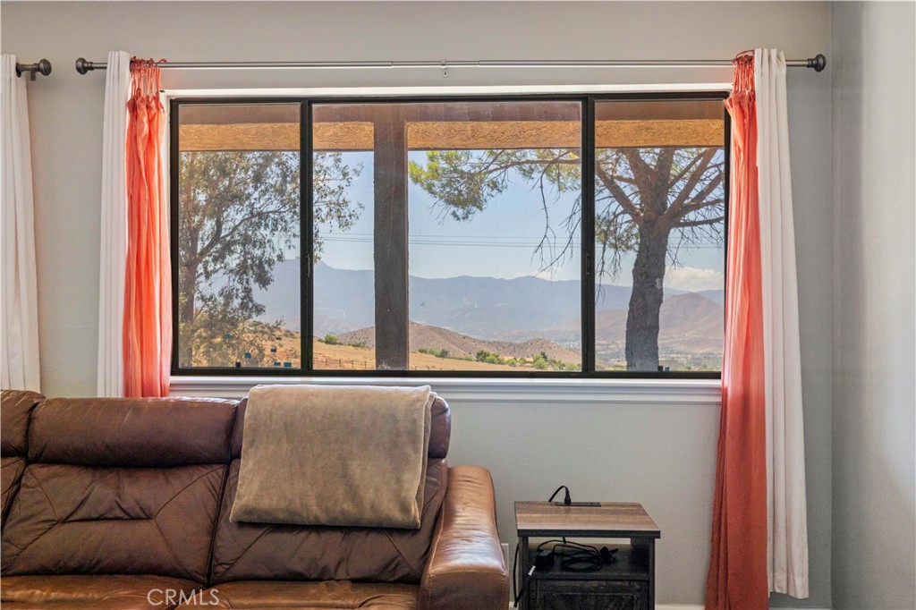 2945 Shannon Valley Property Photo 8