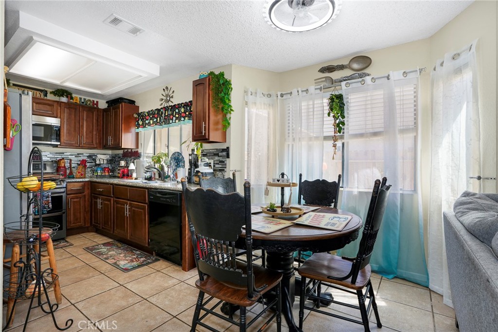 44809 Caboose Drive Property Photo 10