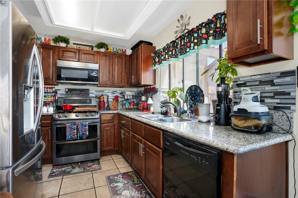 44809 Caboose Drive Property Photo 11