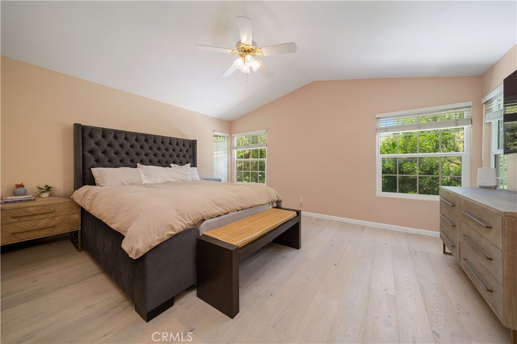 5371 Carmento Drive Property Photo 13