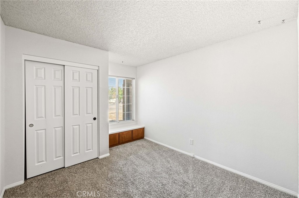 1510 E Avenue J12 Property Photo 13