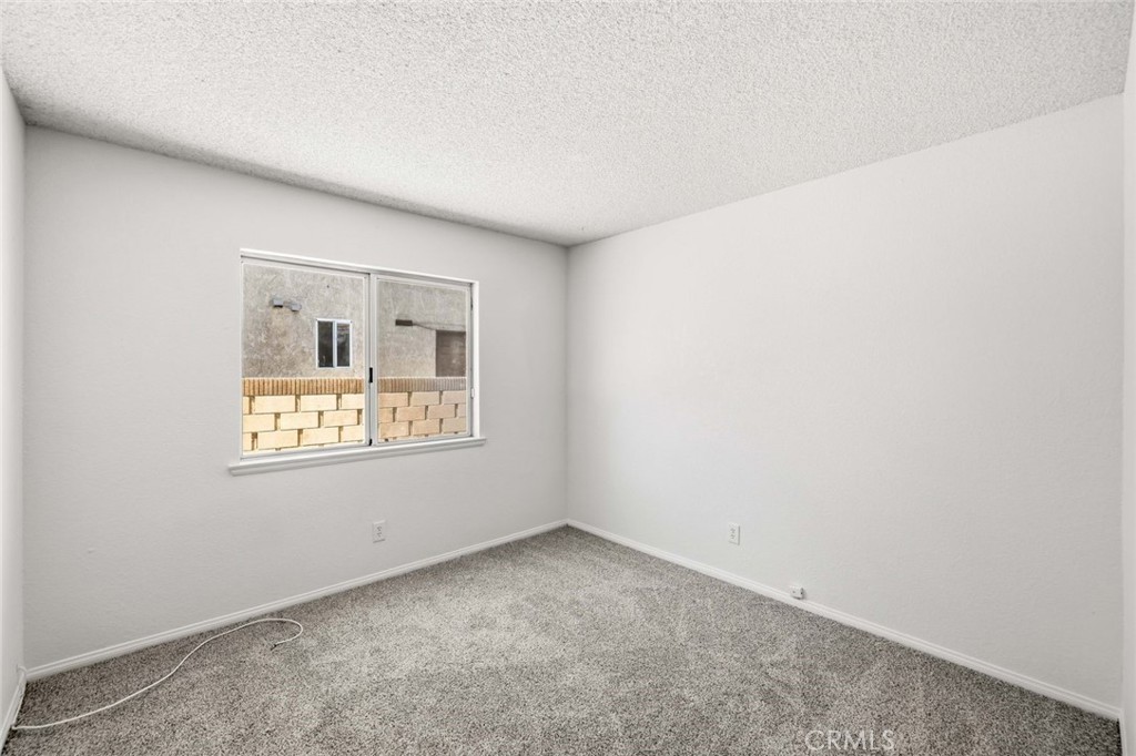 1510 E Avenue J12 Property Photo 16