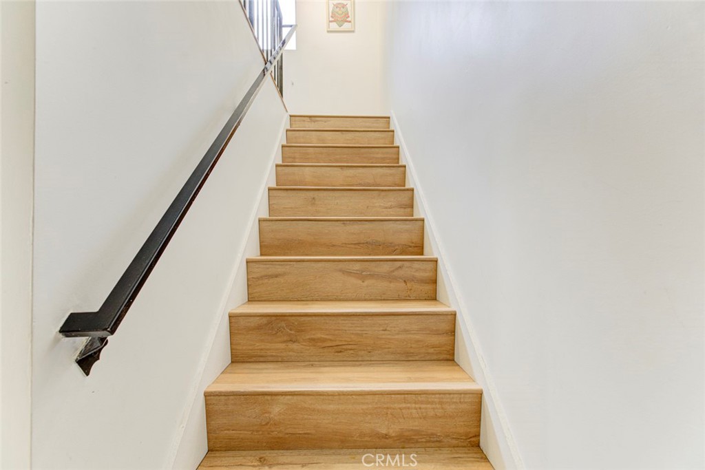6847 Haskell Avenue 1 Property Photo 21