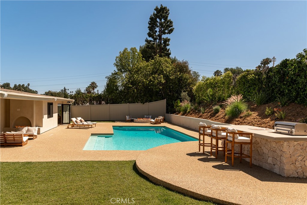18840 La Amistad Property Photo 28