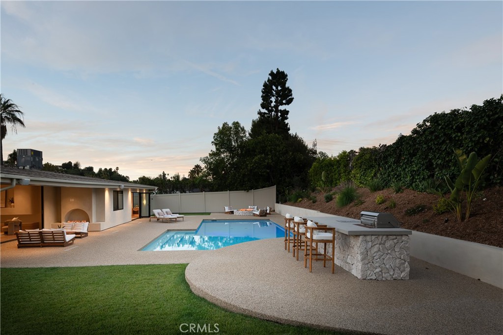 18840 La Amistad Property Photo 47