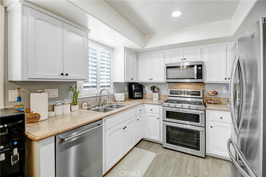 16800 Saticoy 4 Property Photo 8