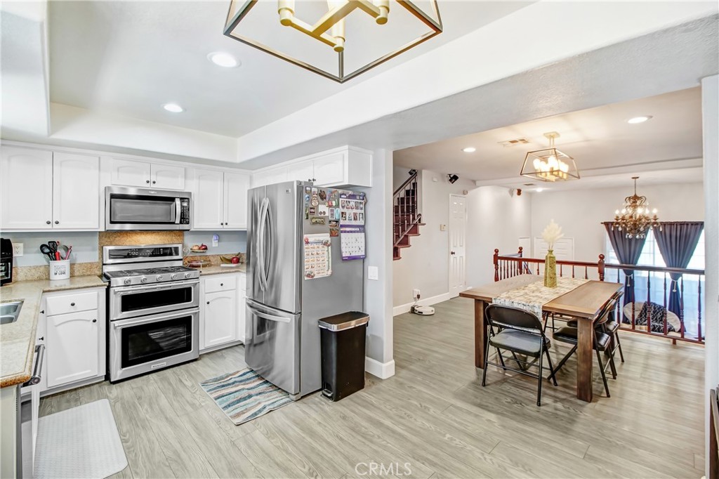 16800 Saticoy 4 Property Photo 10