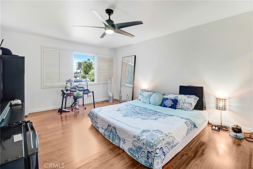 16800 Saticoy 4 Property Photo 12