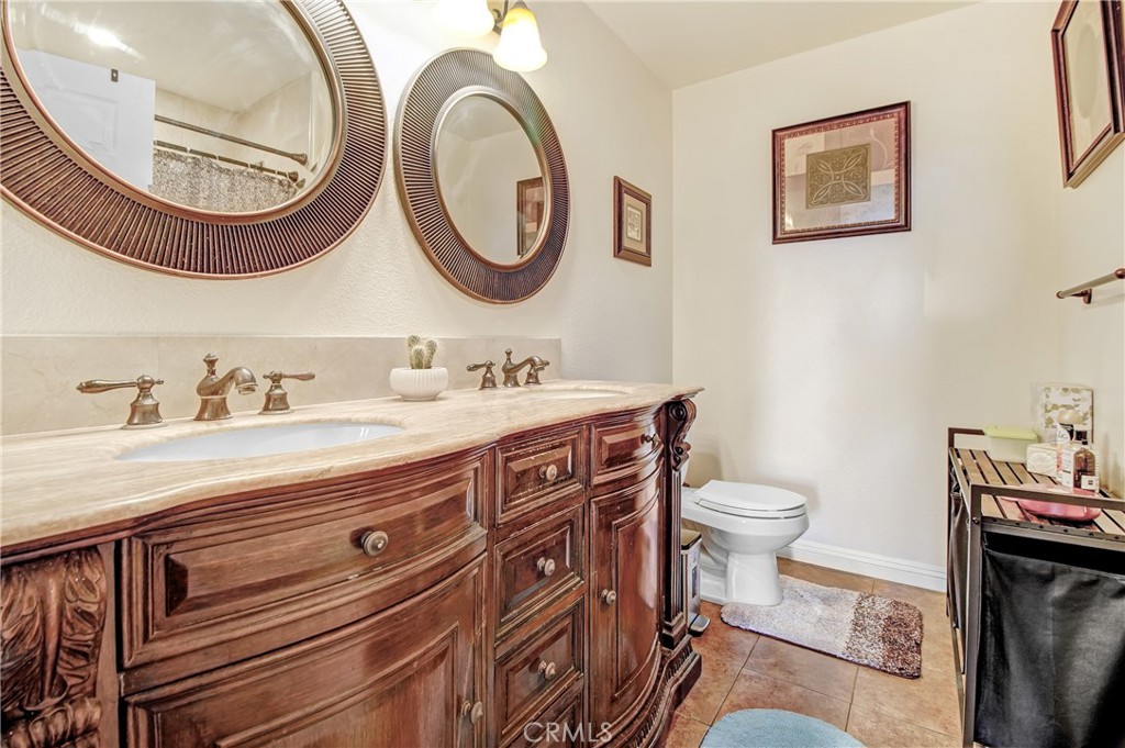 16800 Saticoy 4 Property Photo 13
