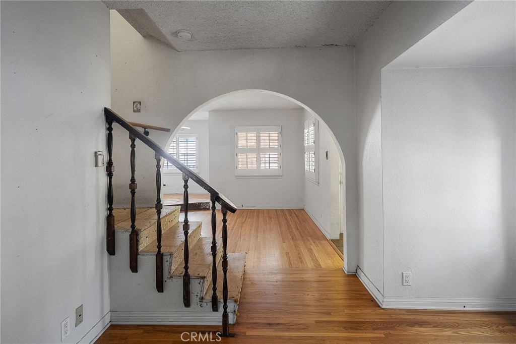 26430 Ozone Property Photo 5