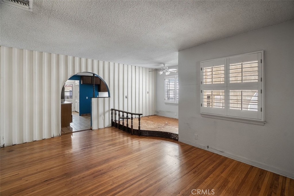 26430 Ozone Property Photo 6
