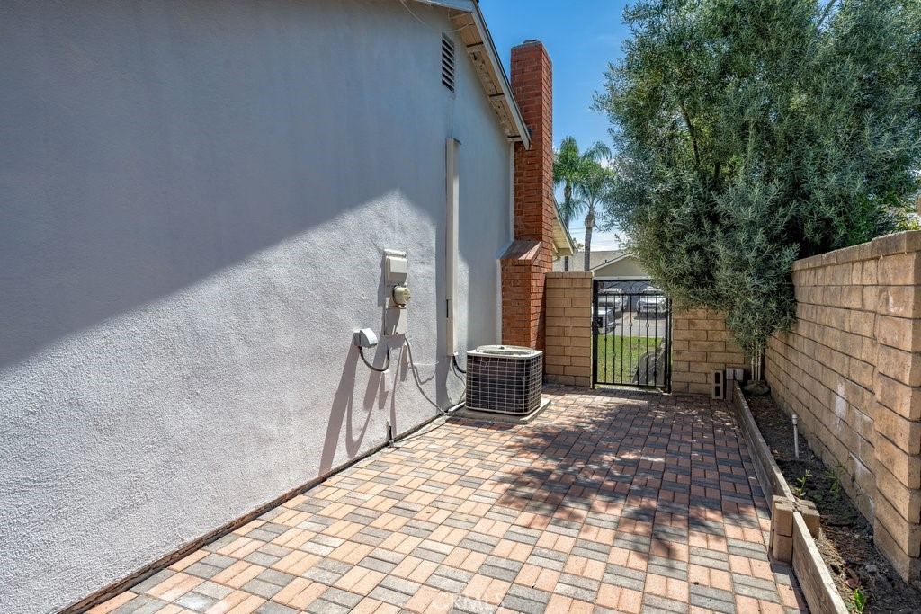 23531 Via Barra Property Photo 26