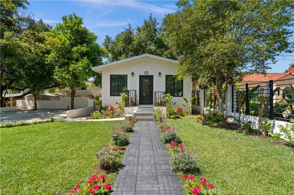 2427 N Verdugo Property Photo 1