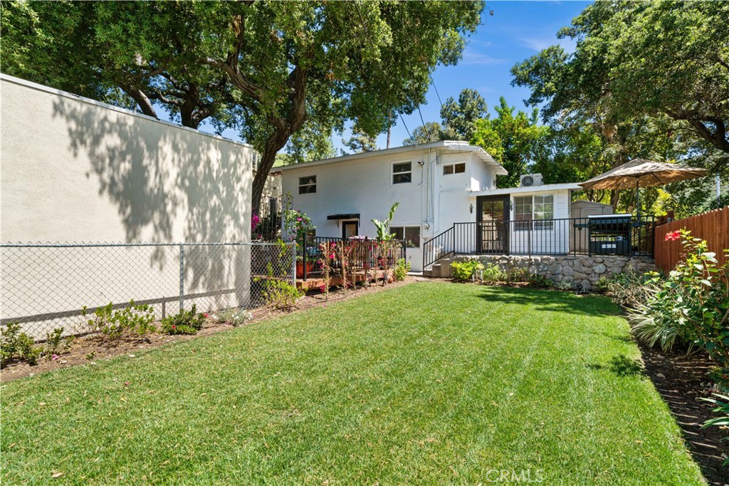 2427 N Verdugo Property Photo 6