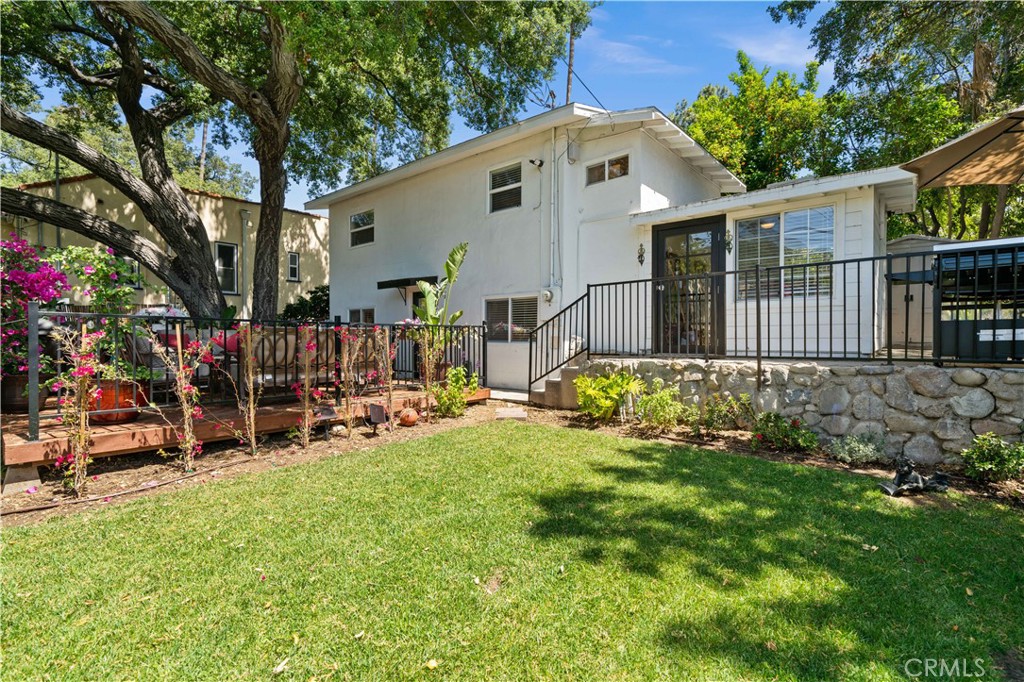 2427 N Verdugo Property Photo 7