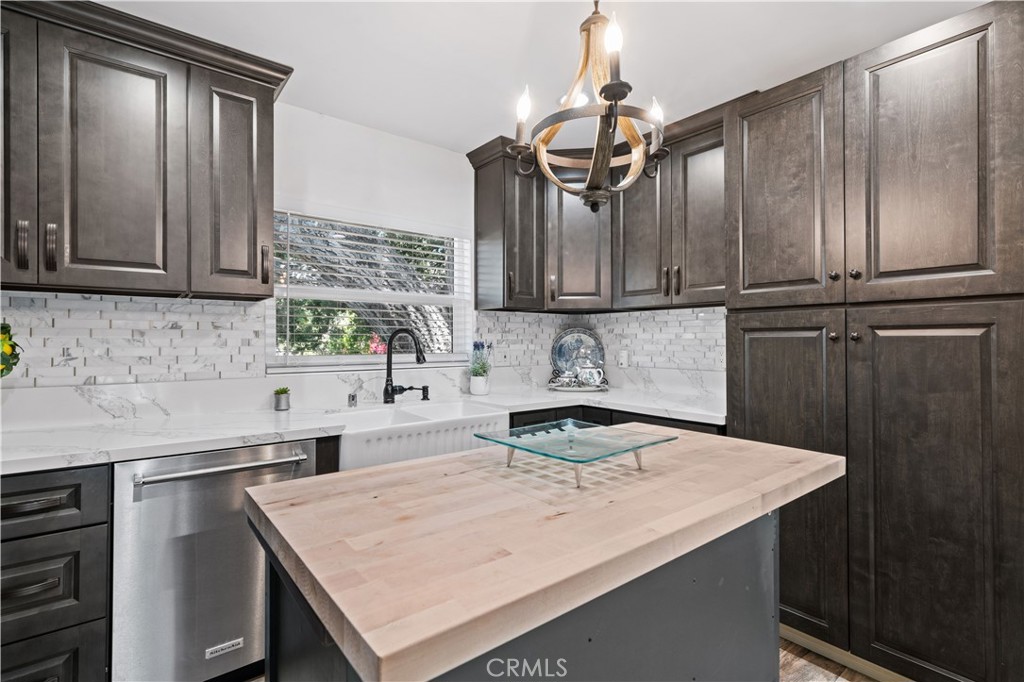 2427 N Verdugo Property Photo 15