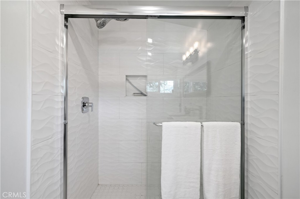 2427 N Verdugo Property Photo 23