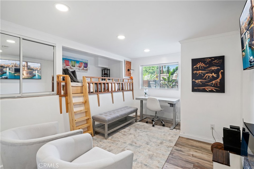 2427 N Verdugo Property Photo 25